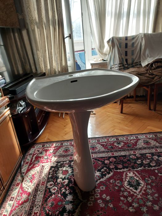 Умывальник, тюльпан