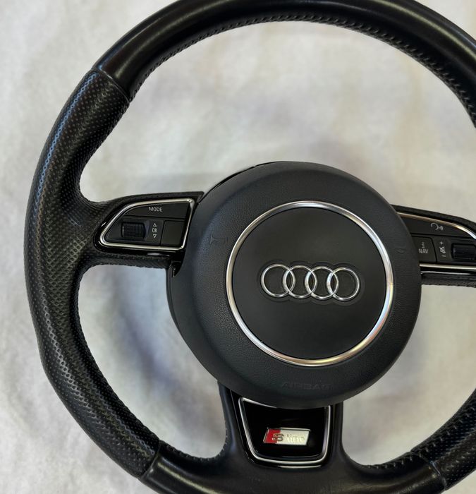 Трилъчев S line волан Audi A4/ A5/ A6/ А7