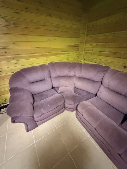 Диван в хорошем состоянии