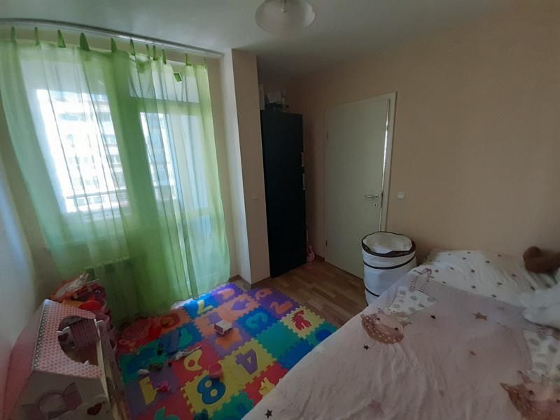 Дава се под наем Тристаен апартамент в София, Слатина - 80 кв.м за 663 € - Снимка #8