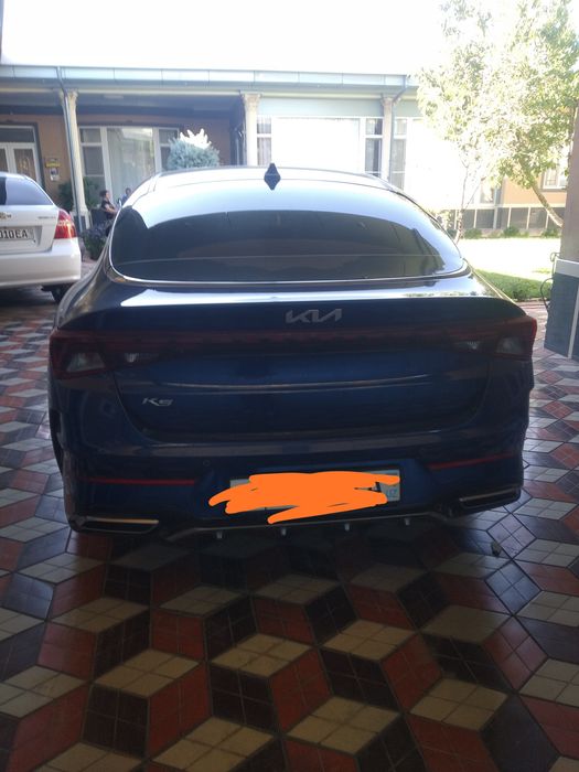 Kia K5 sotiladi.