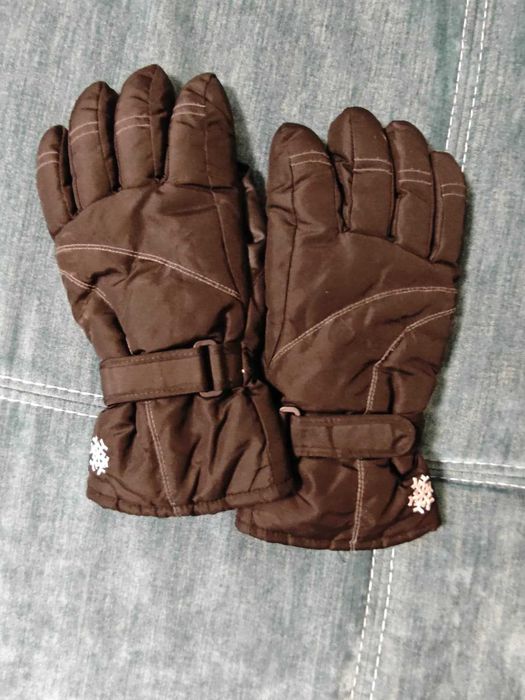 Pantaloni schi femei