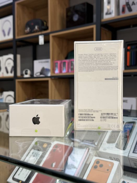 Perfectum Iphone 7 CDMA новый пачка