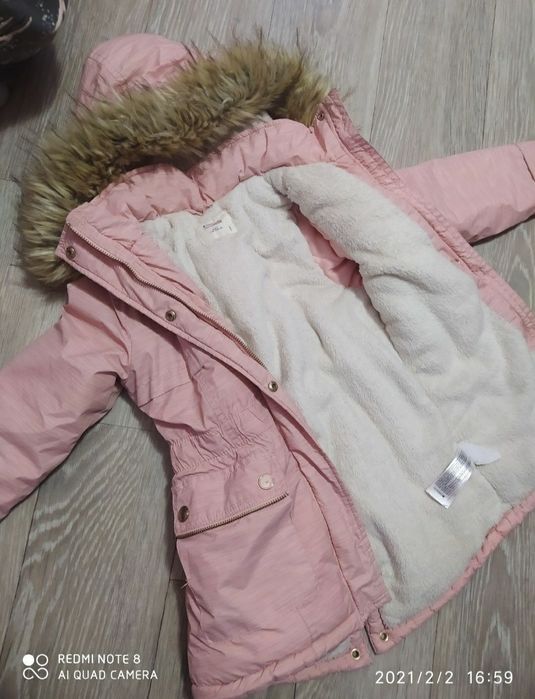 продам парку утепленную