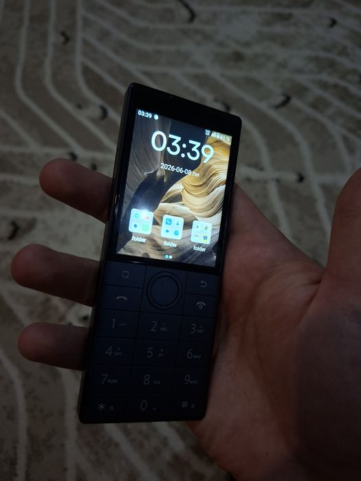Кнопочно сенсорный телефон xiaomi qin22 32gb