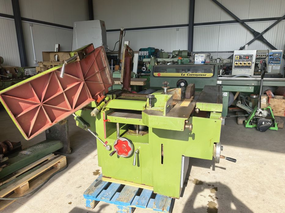 Пет операционна на 400 мм SCM