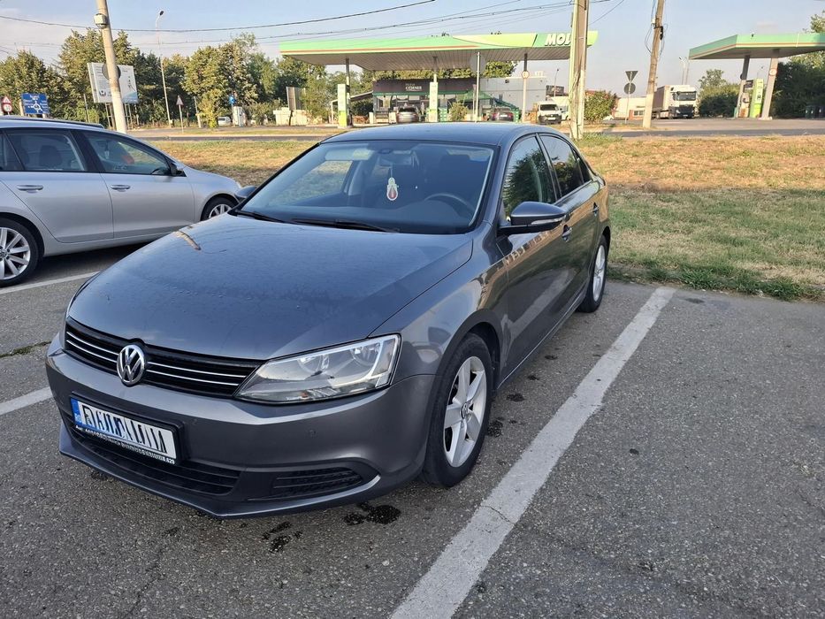 VOLKSWAGEN Jetta 2011 — imagine 2