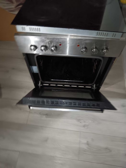 Aragaz electric funcțional