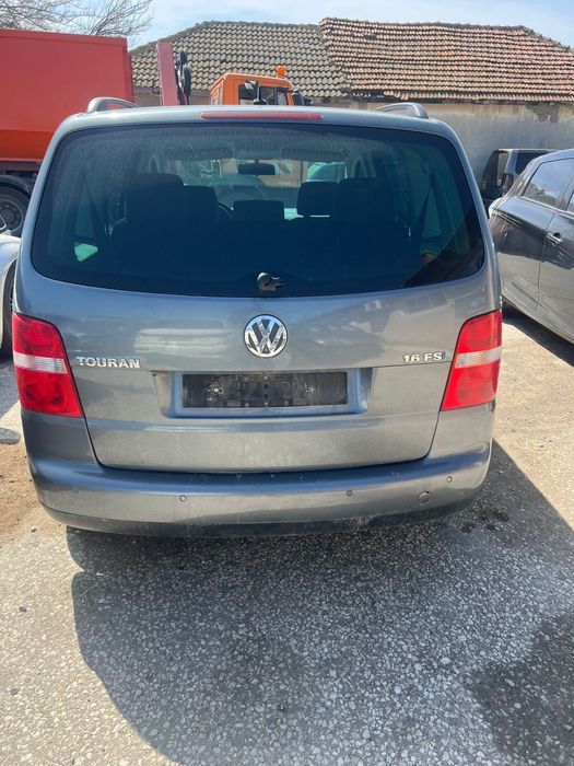 На части VW TOURAN 1.6 FSI 115 кс код  BAG 2006год