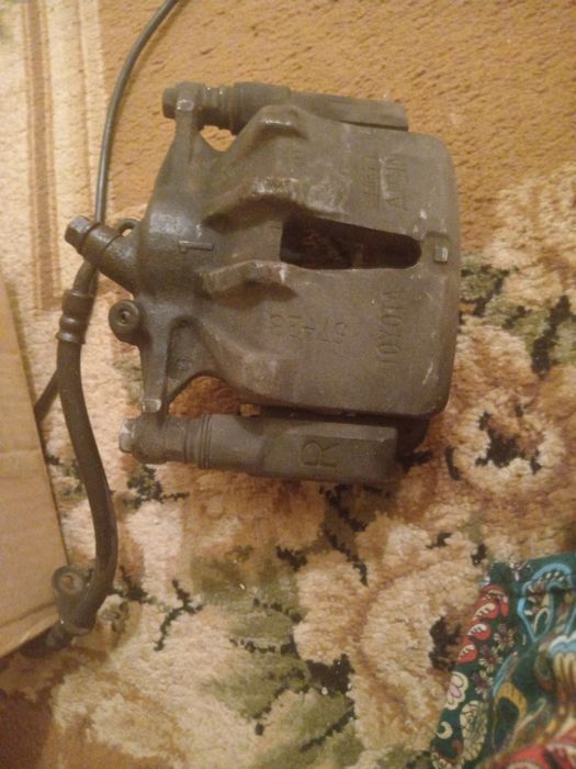 Суппорт на Камри 25 американец