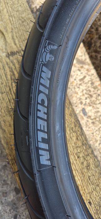 2 anvelope moto fata noi Michelin 80/90-21M/C,dot 2018.Pretul este pe bucata.