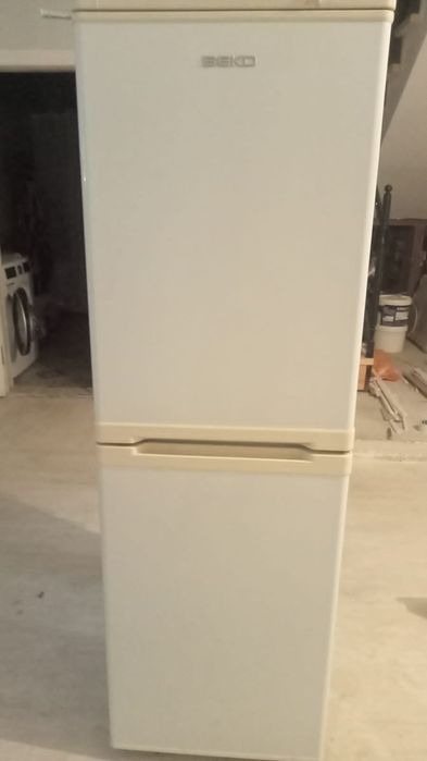 Холодильник хорошо состояние