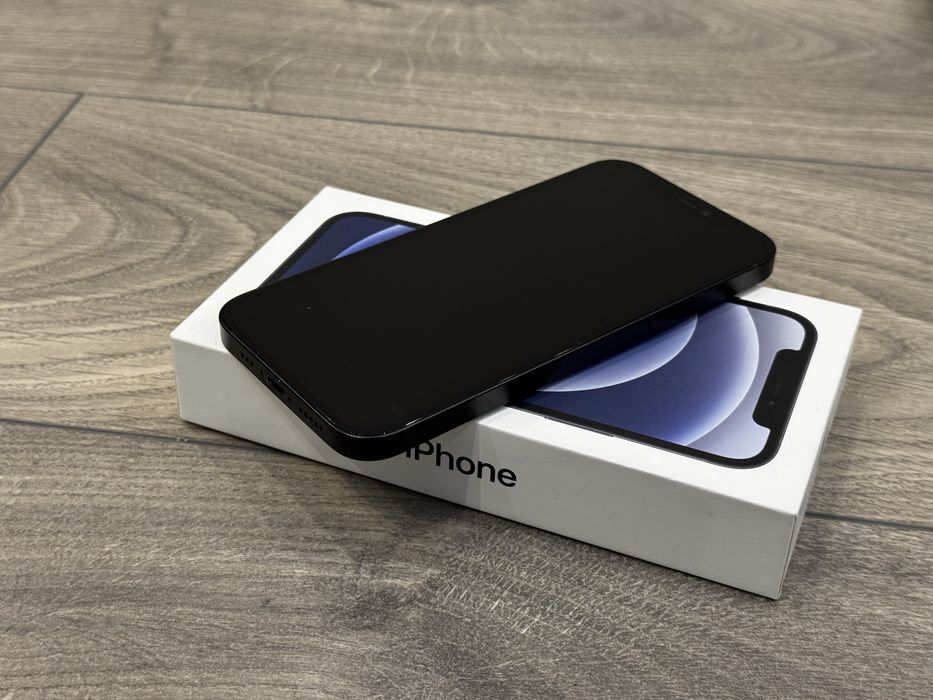 Iphone 12 128GB - без следи от употреба