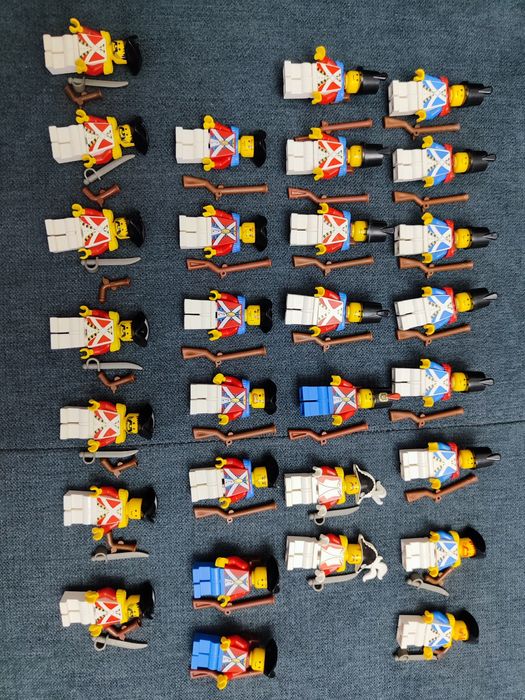 Лего пирати и рицари минифигурки