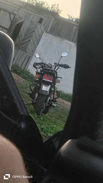 Продам мотоцикл 200 куб