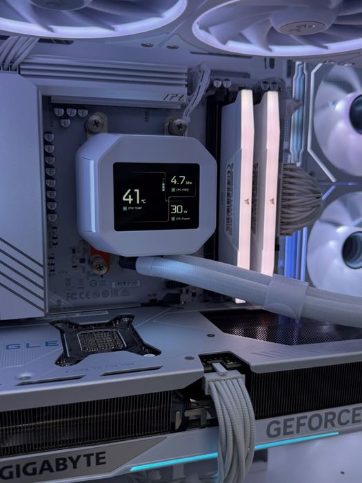 Супер Игровой ПК Компьютер Ryzen 7800x3d/Ram32/nvme1tb/rtx5070