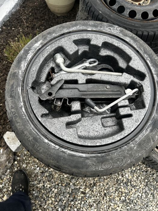 Kit cric cheie carlig Roata rezerva slim smart forfour 2004-2008