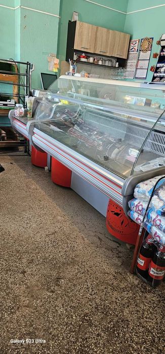 Хладилна Витрина Хоризонтална за месо колбаси