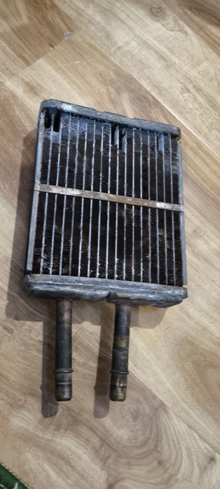 Медный радиатор печки на mazda cronos