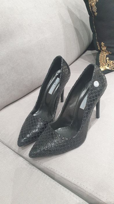 Туфельки 39 размера в хорошем состоянии