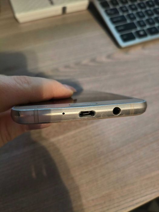 Vind telefon Sansung Galaxy j5