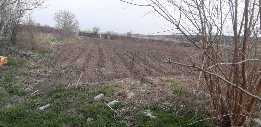 Двуетажна къща, с.Давидово