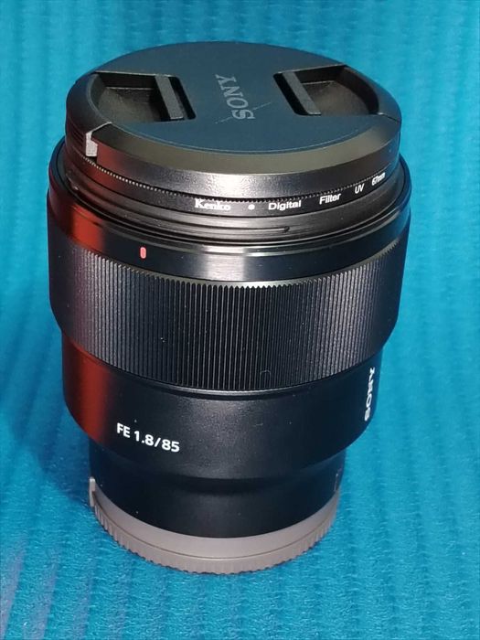 Obiectiv Sony FE 85mm F1.8 si Samyang AF 35mm f/1.8 Sony FE