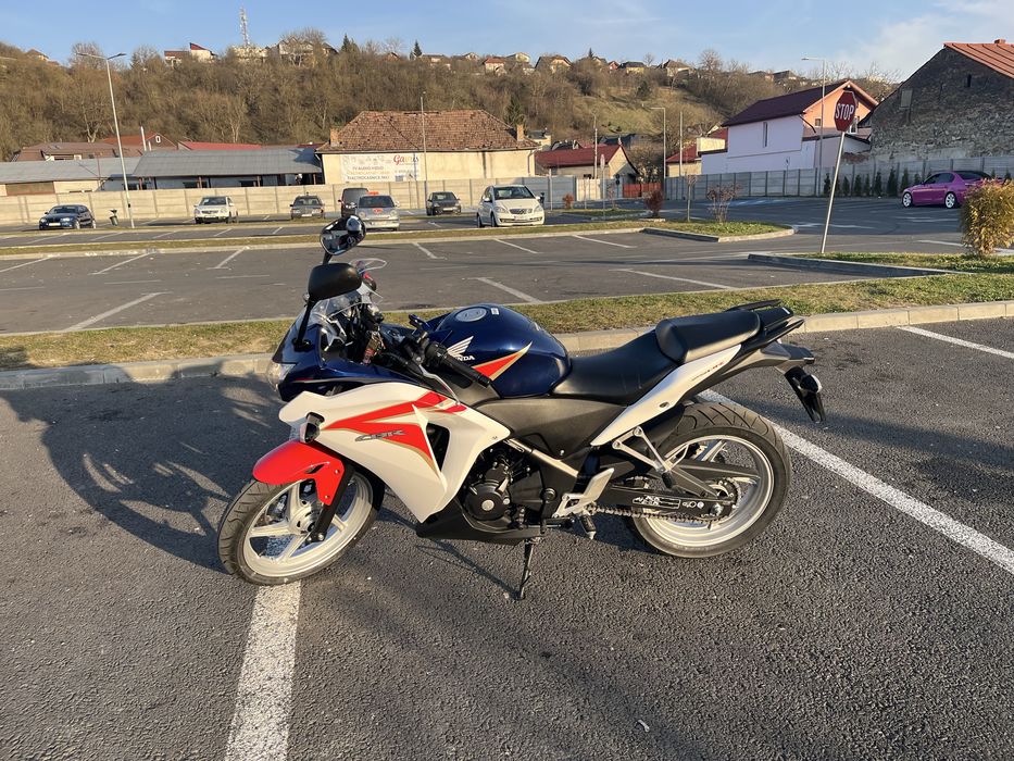 HONDA CBR 250R 2013