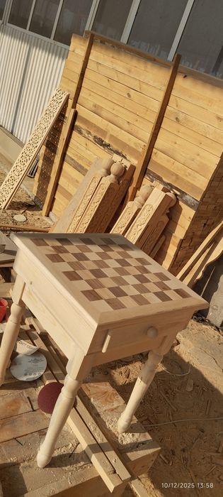 Shaxmat donalari yogʻochdan yogʻoch qoshiqlar