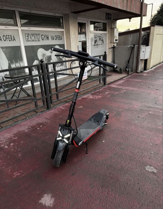 Trotineta Electrica Segway Zt3 Pro 1600W