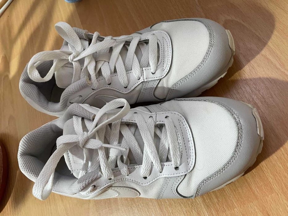 Pantofi NIKE de vânzare