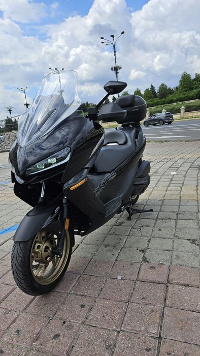 Zontes 368K 2026, 850  km reali, Nou, full, Navigație, Camere video Față-spate