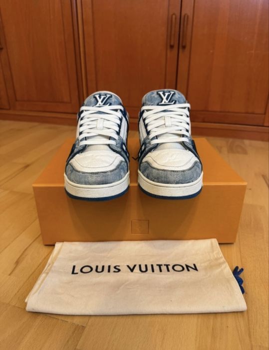 Adidasi Louis Vuitton