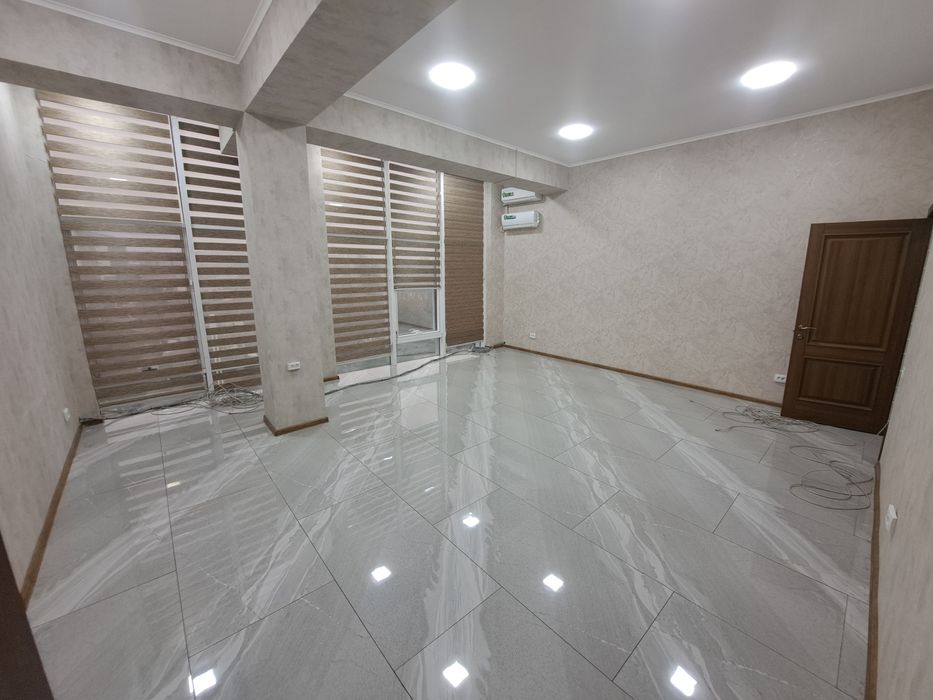 Аренда Вдоль дороги Под офис Шастри