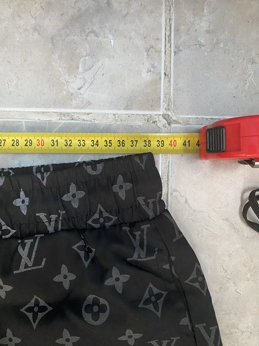 Sort de Baie Louis Vuitton