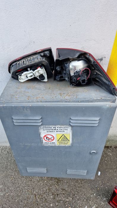Stopuri spate stg Vw Golf 7 Scurt 2014