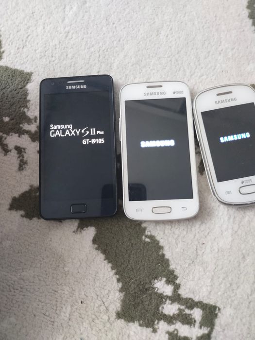 Продам телефоны Samsung