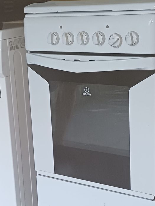 Продам плиту на запчасти. Самовывоз