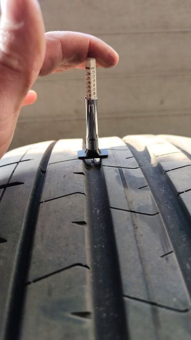 летни гуми PIRELLI P ZERO PZ4 285/45 R20 108W 4 бр. DOT 2025 като нови