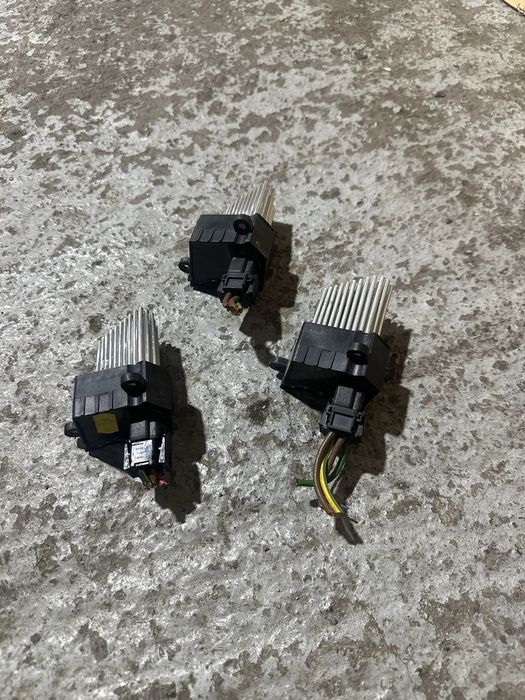Реостат печки bmw e39 e46 x5 e53  x3 e83