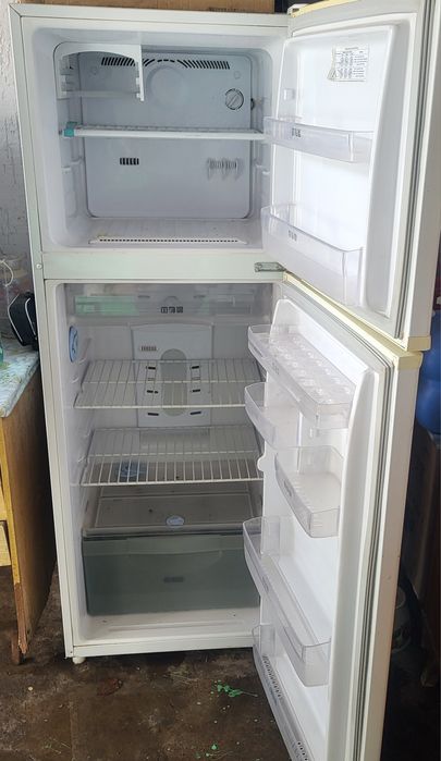 Продаётся холодильник