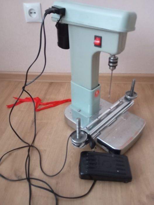 Станок для прошивки документов