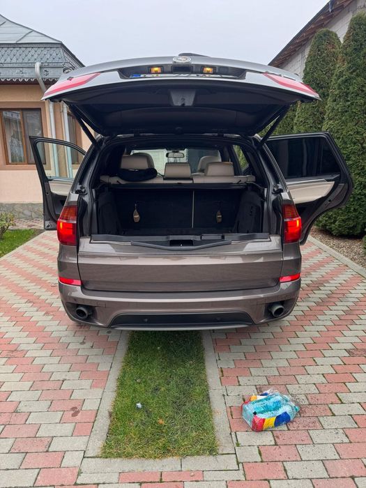 Vând/Schimb BMW X5 3.0
