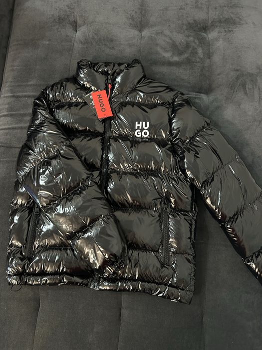 Geacă puffer HUGO lucioasă neagră XXL– model premium iarnă – 320 lei