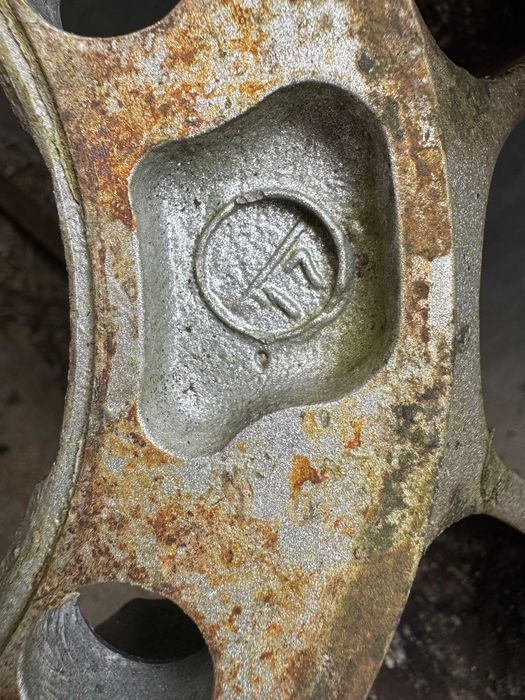 Алуминиеви джанти с гуми 15 цола за джип Mitsubishi Pajero