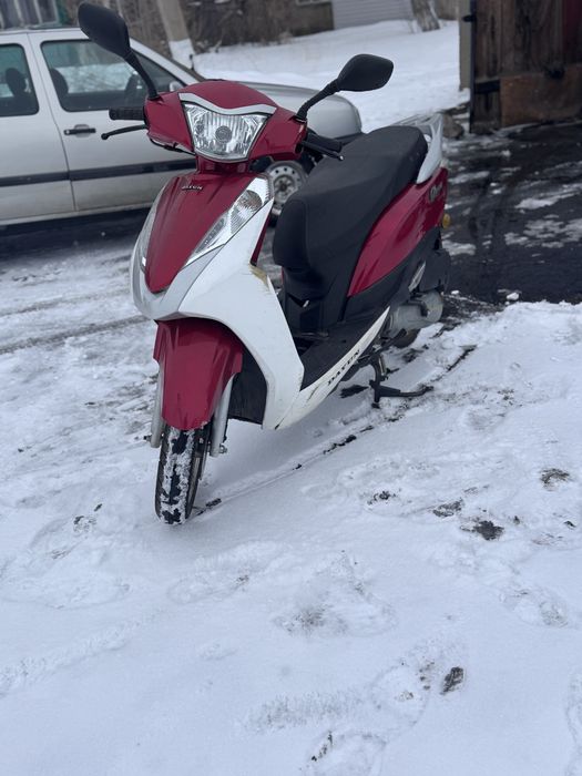 Продам скутер Dayun 125cc