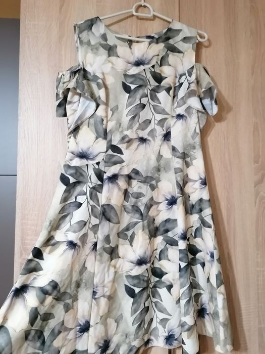 Rochii de zi și ocazie