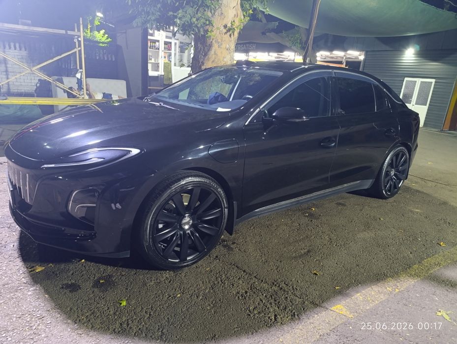 Hongqi EQM 5 500km