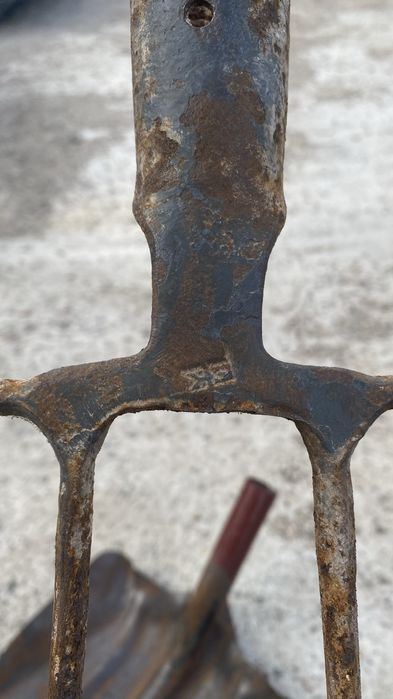 Вила,Айыр,Шахтёрский лопата