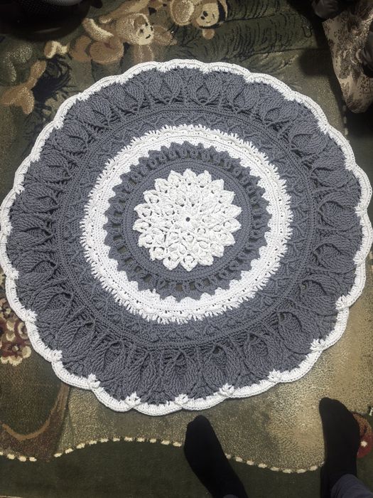 Вязаные ковры ручной работы